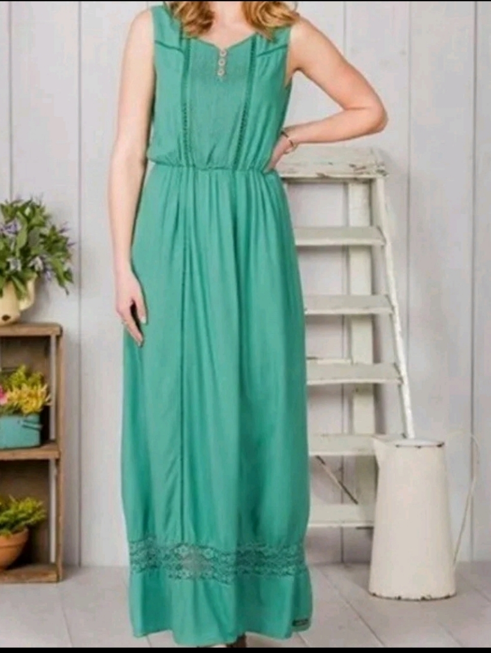 Matilda Jane "Down In The Valley" Sleeveless Lace Maxi Dress. Size Small